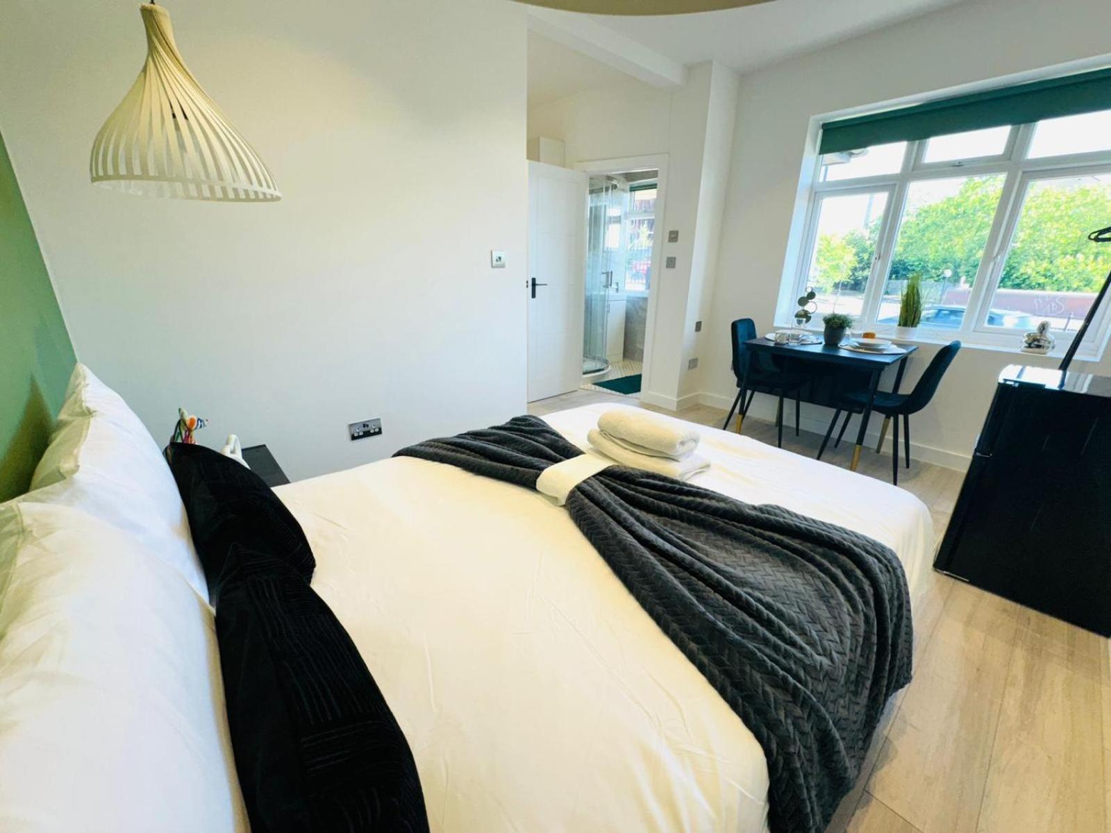 London City Center Top Studios Next To Westfield Shopping & Attractions Exterior foto